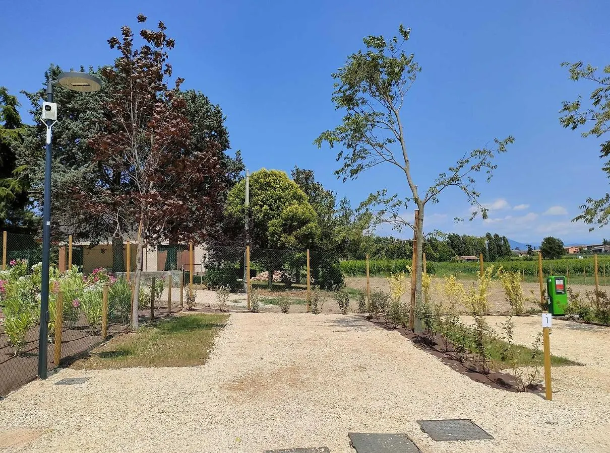 Garda Di Vino Agricamping & Wine Shop Lazise Ronchi  0*, Ronchi (Veneto) Włochy